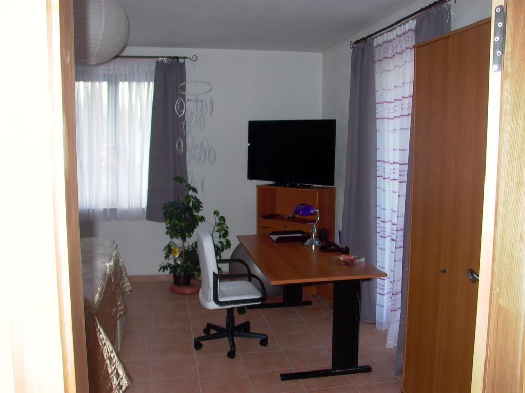 Gaestezimmer Ferienwohnung Villa Alexa, Mit Wallbox Woltersdorf  Oda fotoğraf
