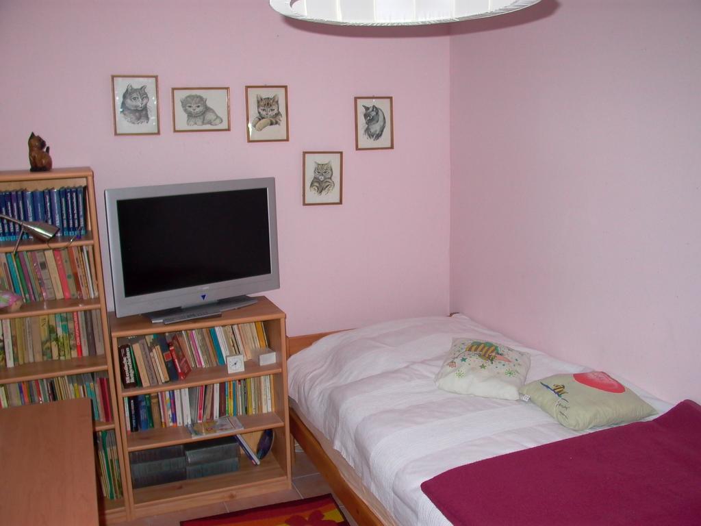 Gaestezimmer Ferienwohnung Villa Alexa, Mit Wallbox Woltersdorf  Oda fotoğraf